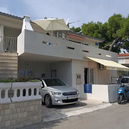 Zvonko Apartment *