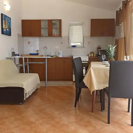 Zvonko * Rogoznica (Sibenik-Knin)